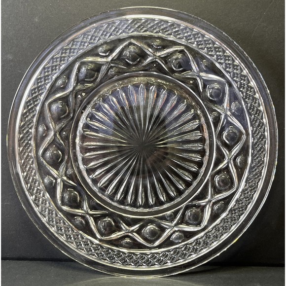 4 Imperial CAPE COD Crystal Clear Salad Plates 8 1/8" - Picture 3 of 5